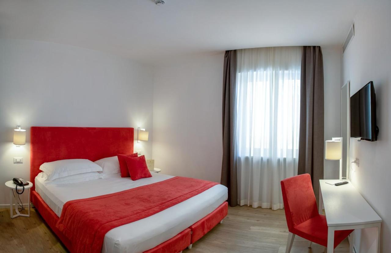 Hotel Isabella סורנטו מראה חיצוני תמונה